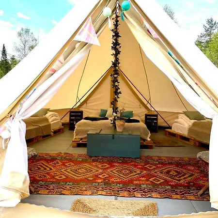 Yogalava Glamping Πάρκο διακοπών Drangedal
