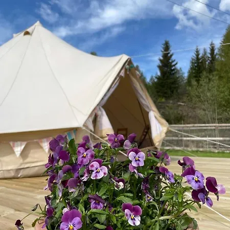 Yogalava Glamping *